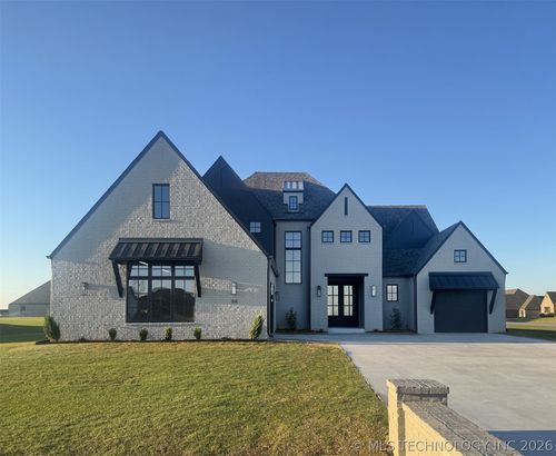 84 W 165th Pl S, Glenpool, OK, 74033 | Card Image
