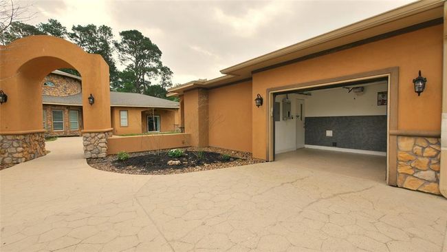 Extra Villa built out of oversized Garage | Image 38