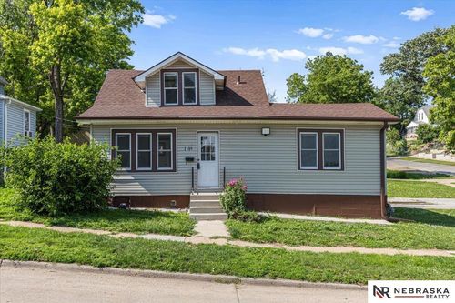 2106 K St, Omaha, NE, 68107-2056 | Card Image