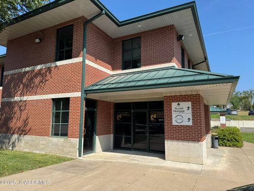 100-3401 W Truman Blvd, Jefferson City, MO, 65109-5752 | Card Image