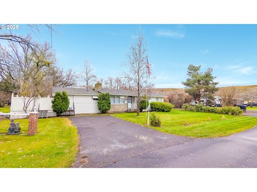 82449 Rosebrooke Rd, Milton-Freewater, OR, 97862-7018 | Card Image