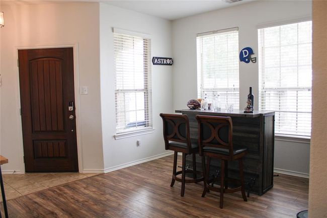 6867 Juniper Arbor Ln, House other with 4 bedrooms, 4 bathrooms and 2 parking in Dickinson TX | Image 6