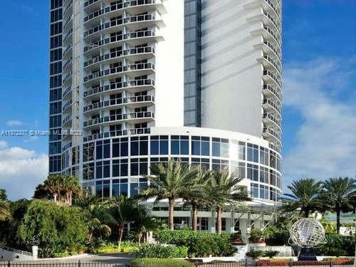 140314021010-18001 Collins Ave, Sunny Isles Beach, FL, 33160-2722 | Card Image