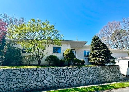 66 Nells Pond Rd, Lynn, MA, 01904-1065 | Card Image