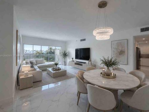 232-500 Bayview Dr, Sunny Isles Beach, FL, 33160-4780 | Card Image