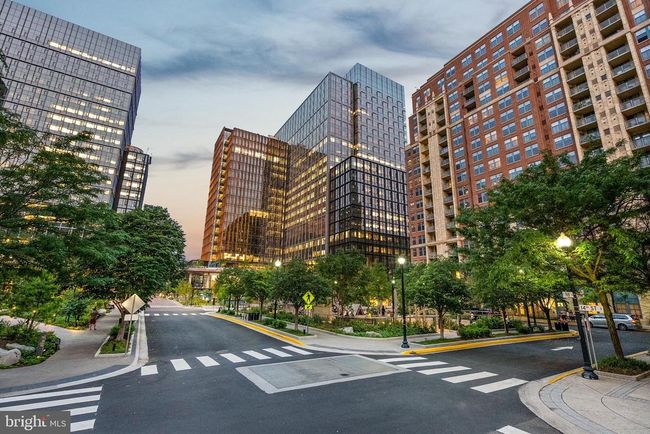 UNIT-1050 - 3650 S Glebe Rd, Condo with 2 bedrooms, 2 bathrooms and null parking in ARLINGTON VA | Image 45