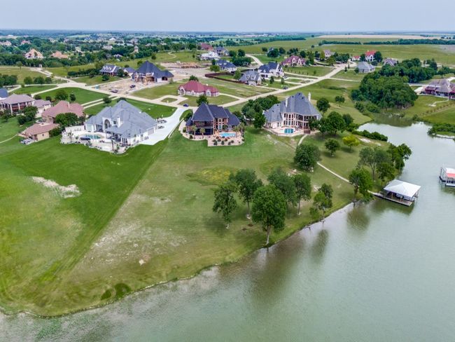 110 Eagle Point Dr, House other with 4 bedrooms, 4 bathrooms and null parking in Waxahachie TX | Image 24