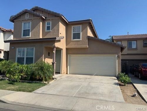 212 Jessica Ln, Corona, CA, 92882 | Card Image