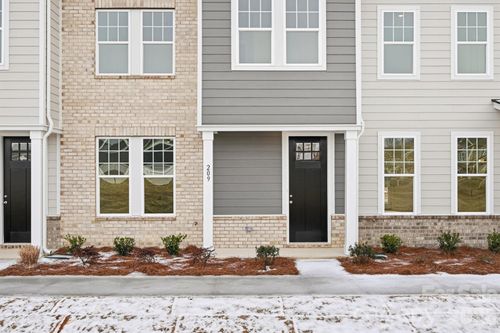 17-209 Vanguard Ln, Gastonia, NC, 28056-8746 | Card Image