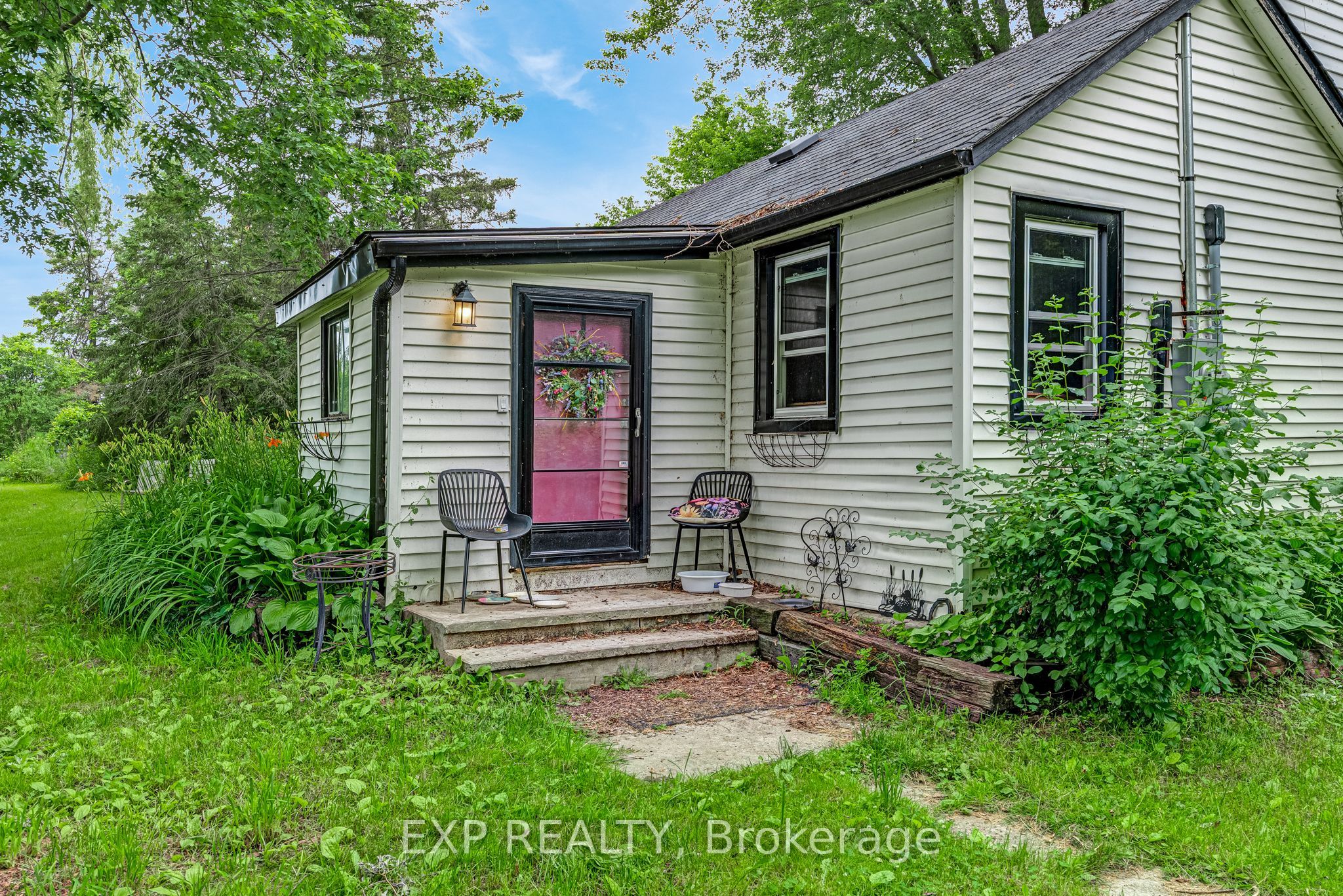 Residential in Brock 3