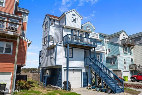 1413 New River Inlet Rd, N Topsail Beach, NC, 28460-9257 | Card Image