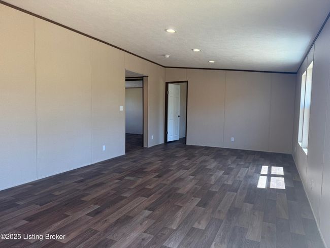 42 Beech St, House other with 4 bedrooms, 2 bathrooms and null parking in Smiths Grove KY | Image 14