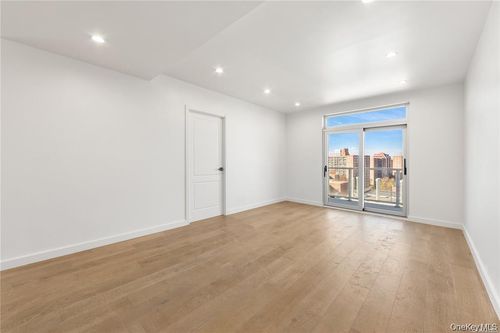 7e-9729 64th Road, New York, NY, 11374 | Card Image