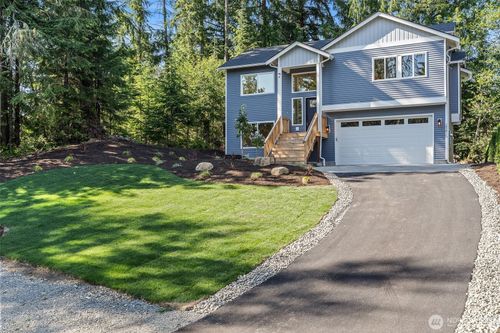 23415 Coyne Rd, Granite Falls, WA, 98252-8559 | Card Image