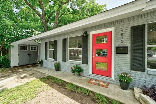 4413 Russell Dr, Austin, TX, 78745-1053 | Card Image