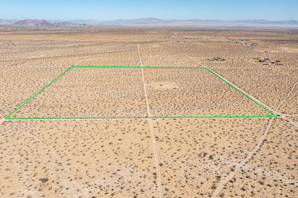 Land in Joshua Tree 3