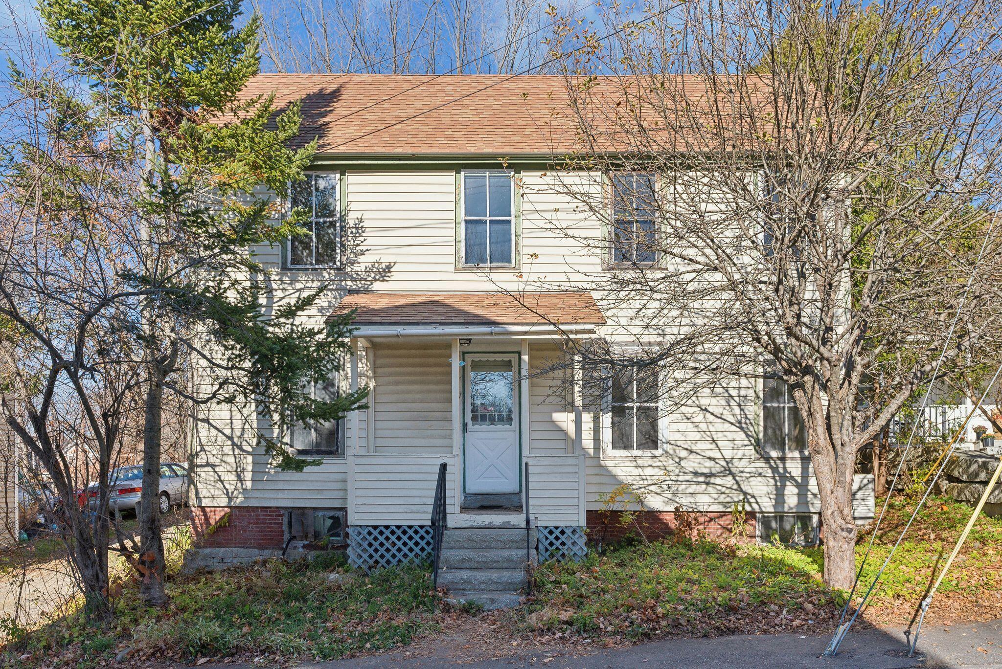 Pearl St, Bath, ME 04530