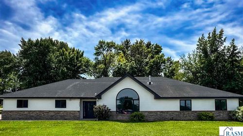 203 Frank Ave Nw, Elysian, MN, 56028-2016 | Card Image