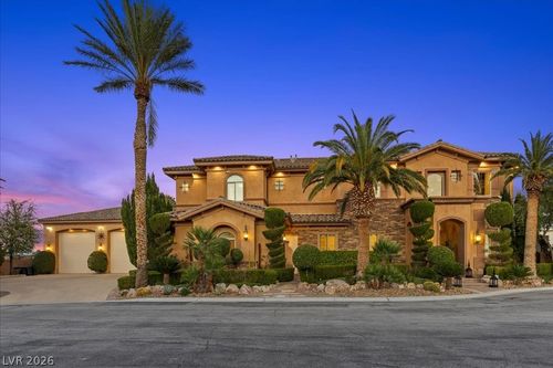 8455 Stange Ave, Las Vegas, NV, 89129-2233 | Card Image