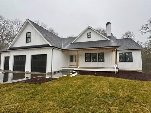 40 Red Maple Dr, Charlestown, RI, 02813-3945 | Card Image