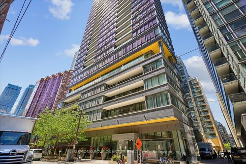 404-8 Charlotte St, Toronto, ON, M5V0K4 | Card Image
