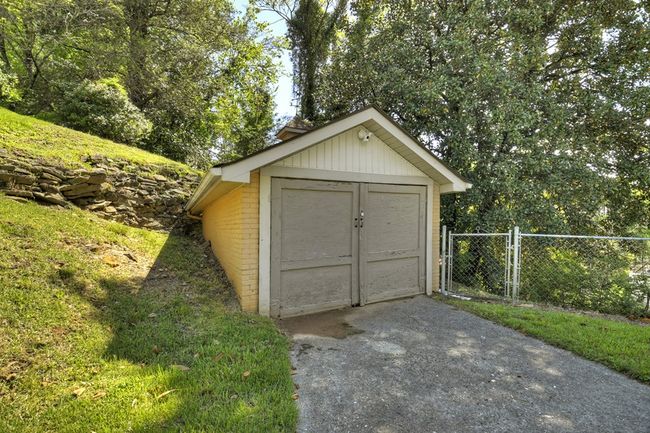 102 Riverview St, Home with 3 bedrooms, 2 bathrooms and null parking in Copperhill TN | Image 30