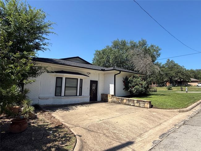 101 Cluster Dr, House other with 3 bedrooms, 2 bathrooms and null parking in Mineral Wells TX | Image 32
