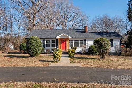 509 Eastside Dr, Statesville, NC, 28625-6317 | Card Image