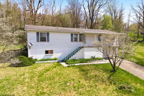 515 Suncrest Boulevard, Fairmont, WV, 26554 | Card Image