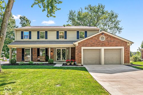 8223 Picadilly Ln, Indianapolis, IN, 46256-3515 | Card Image