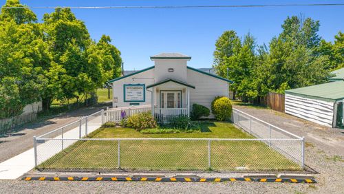 1774 Arthur St, Klamath Falls, OR, 97603-4616 | Card Image