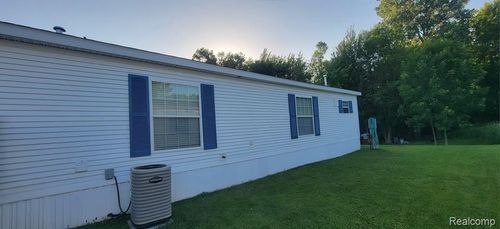 443 E Pondview Dr, Morrice, MI, 48857-8726 | Card Image