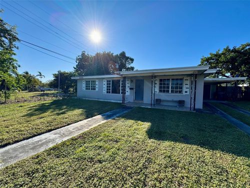 1212 S 26th Ave, Hollywood, FL, 33020-5712 | Card Image