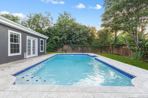 929 Morningside Dr, San Antonio, TX, 78209-5527 | Card Image