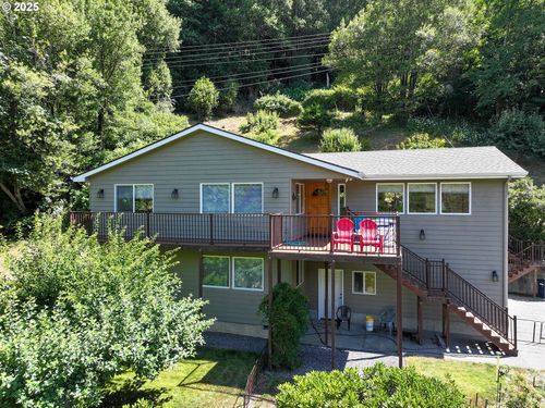 98493 N Bank Chetco River Rd, Brookings, OR, 97415-8222 | Card Image