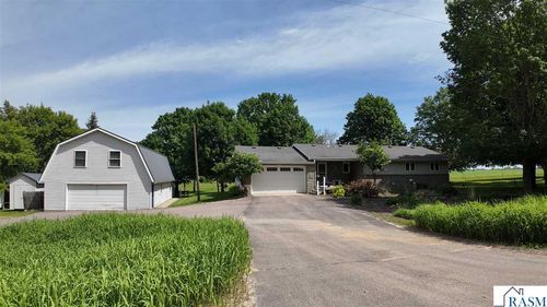 58560 Kirkwood Rd, Mankato, MN, 56001-7834 | Card Image