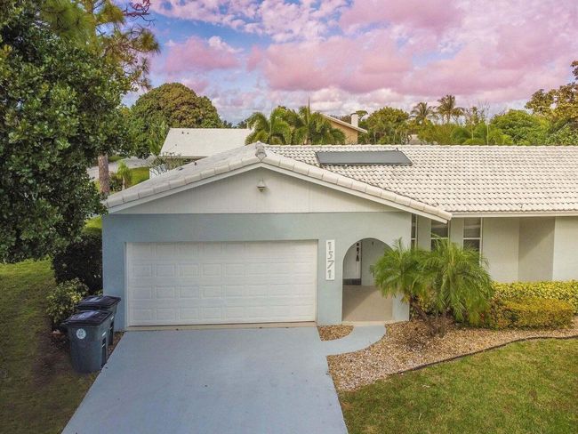 1571 Sw 13 Th Dr, House other with 5 bedrooms, 3 bathrooms and null parking in Boca Raton FL | Image 17