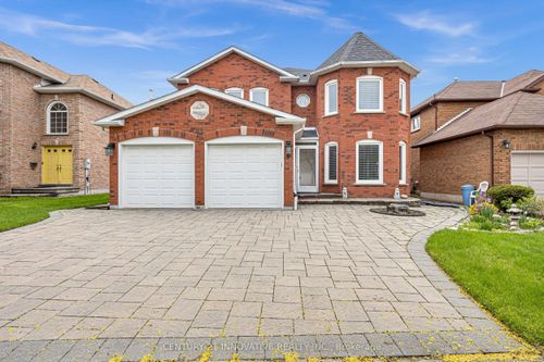 42 Kevi Cres, Richmond Hill, ON, L4B3C8 | Card Image