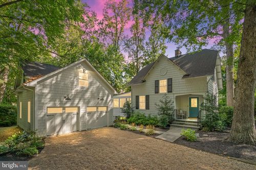 10155 Laureate Way, BETHESDA, MD, 20814 | Card Image