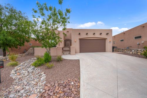 8109 Willow Bloom Cir, Las Cruces, NM, 88007-8816 | Card Image
