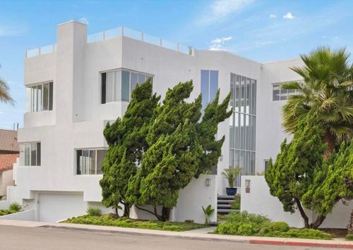 25 Green Turtle Rd, Coronado, CA, 92118-3204 | Card Image