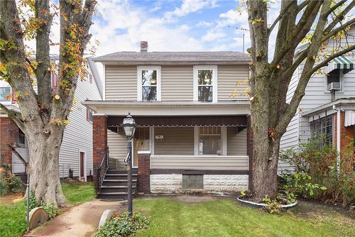 3518 7th Ave, Beaver Falls, PA, 15010-3425 | Card Image