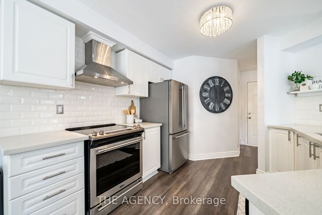 71 Tunney Pl, House other with 3 bedrooms, 4 bathrooms and 2 parking in Whitby ON | Image 9