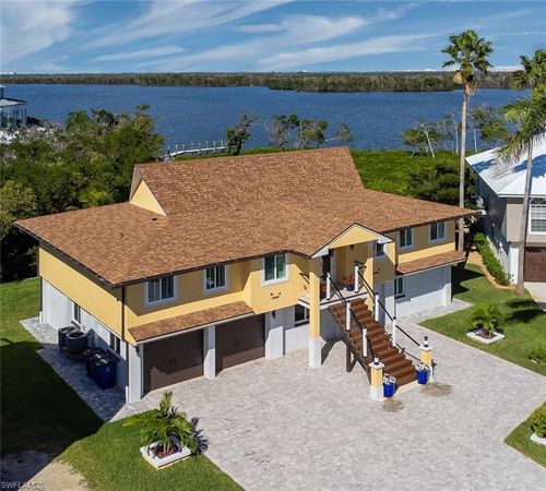 21520/522 Indian Bayou Dr, FORT MYERS BEACH, FL, 33931 | Card Image