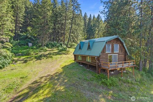 4100 Bissell Rd, Hunters, WA, 99137-9727 | Card Image