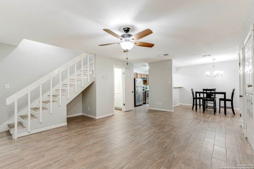 apt-5208-4107 Medical Dr, San Antonio, TX, 78229-5625 | Card Image