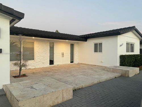 2837 Sw 126th Ave, Miami, FL, 33175-2130 | Card Image