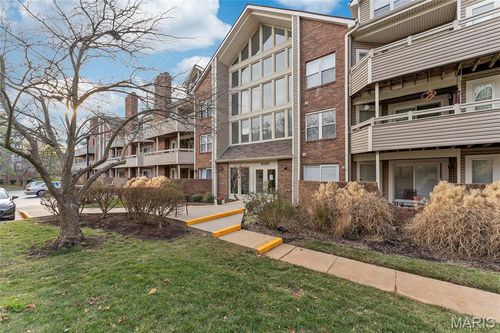 302-1010 Thoreau Ct, Saint Louis, MO, 63146-5550 | Card Image