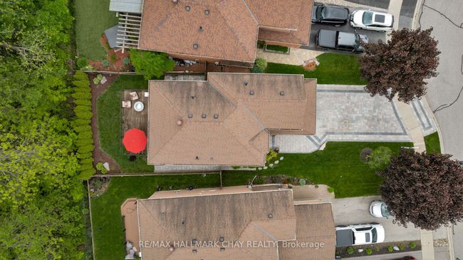 383 Hewitt Cir, House other with 3 bedrooms, 3 bathrooms and 4 parking in Newmarket ON | Image 39