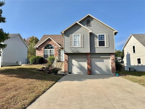 1309 Kimberly Dr, Warrensburg, MO, 64093-2575 | Card Image